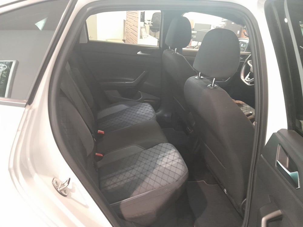 Volkswagen Taigo usata a Asti (10)