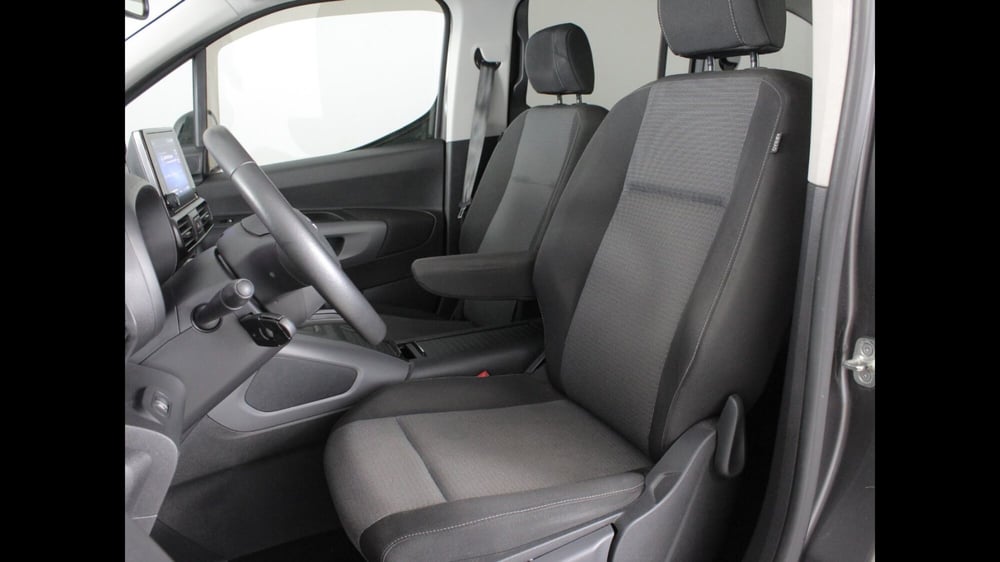 Toyota Proace City Verso usata a Palermo (12)