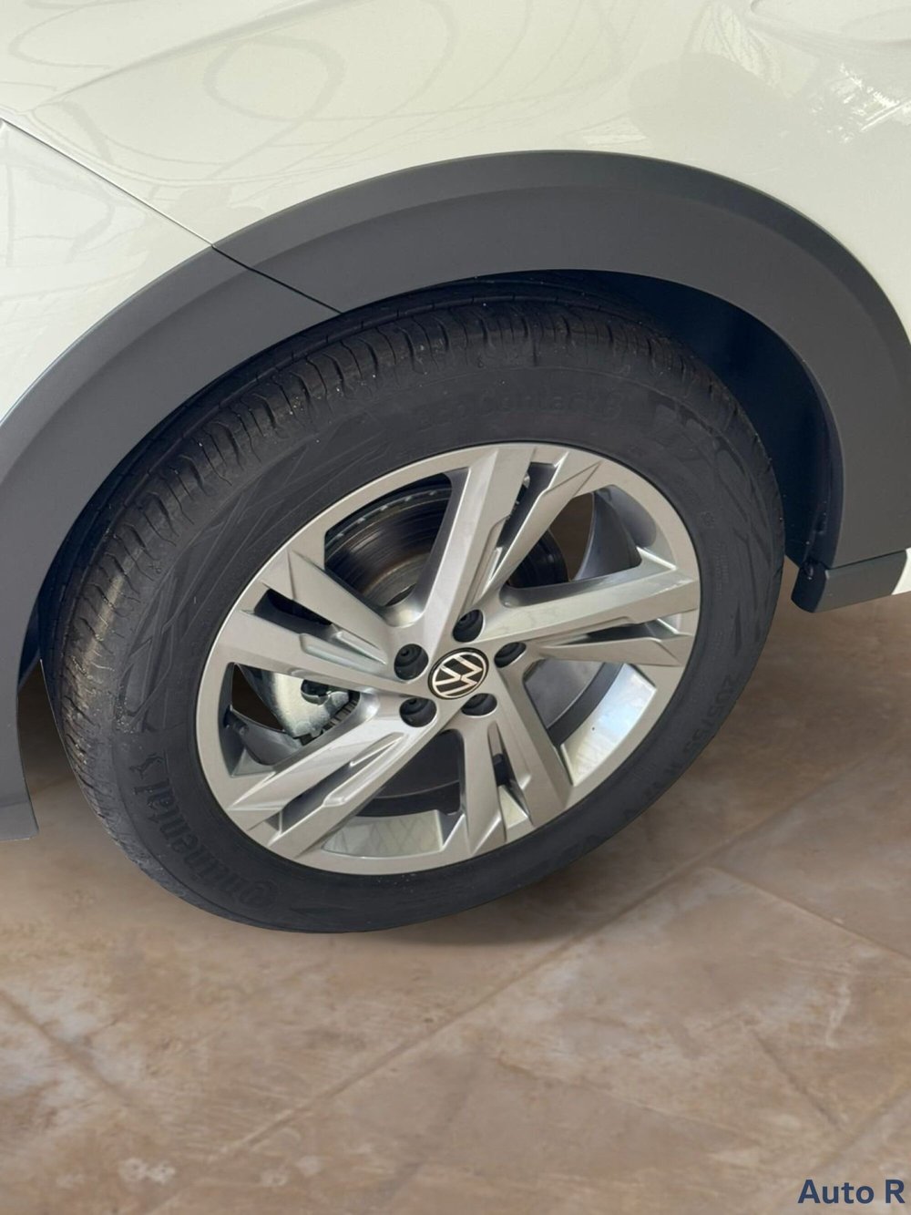 Volkswagen Taigo nuova a Potenza (14)