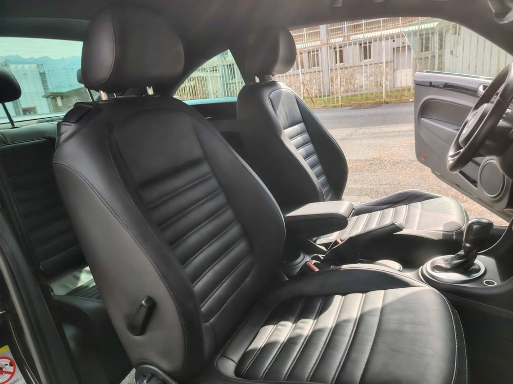 Volkswagen Maggiolino usata a Massa-Carrara (5)