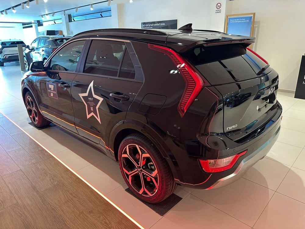 Kia Niro nuova a Arezzo (7)