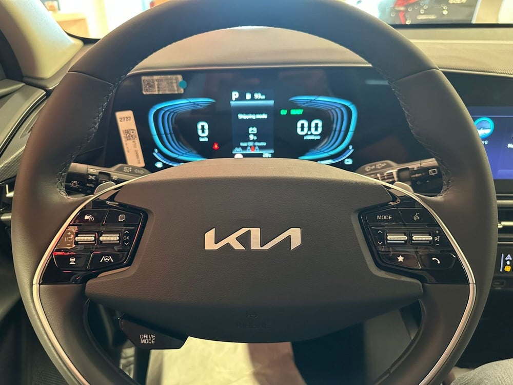Kia Niro nuova a Arezzo (9)