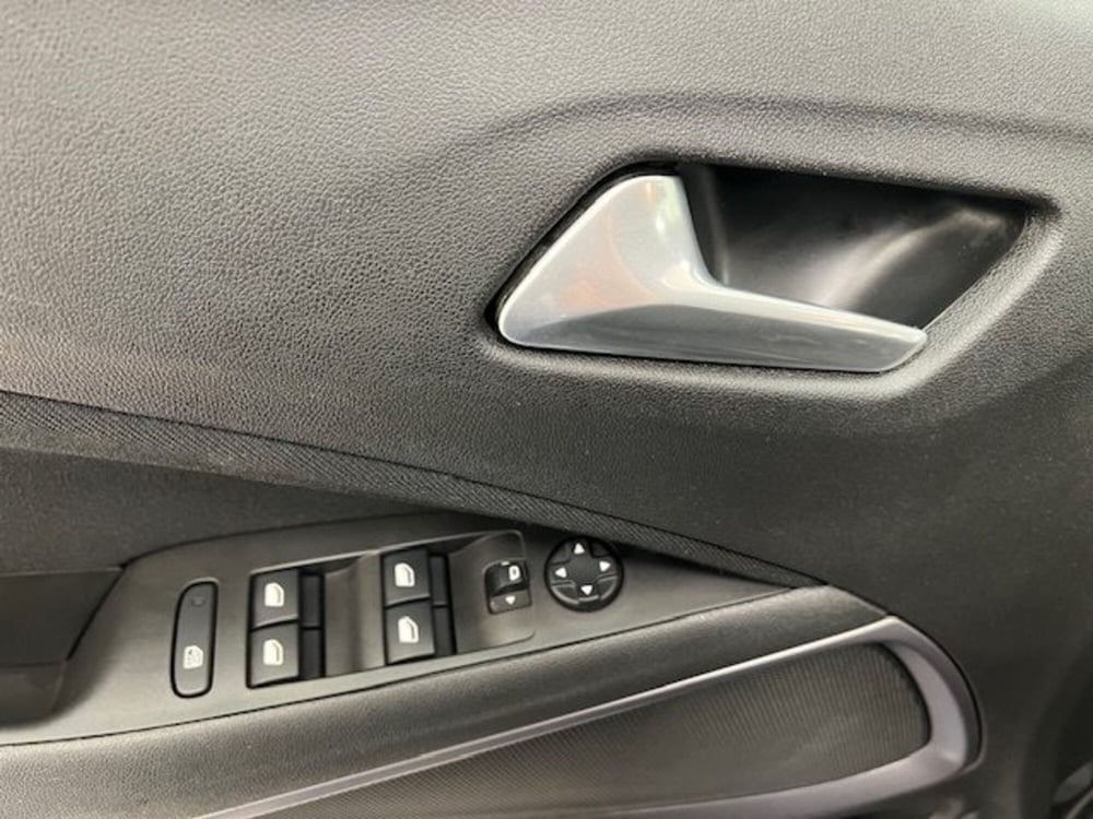 Opel Crossland usata a Alessandria (13)