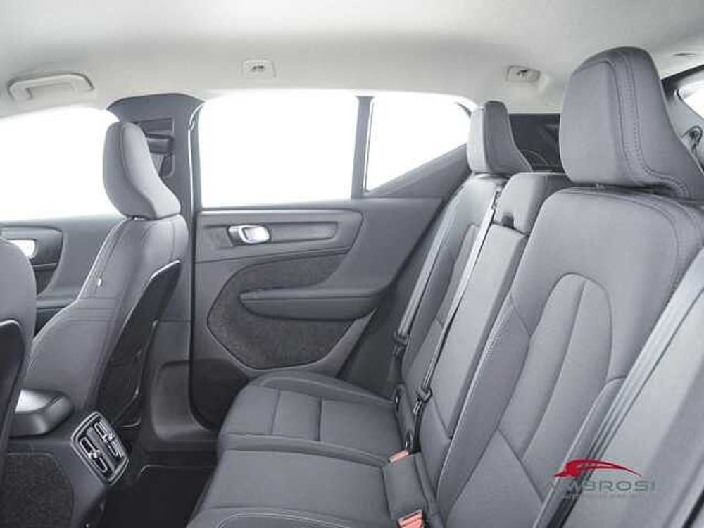 Volvo XC40 usata a Viterbo (10)