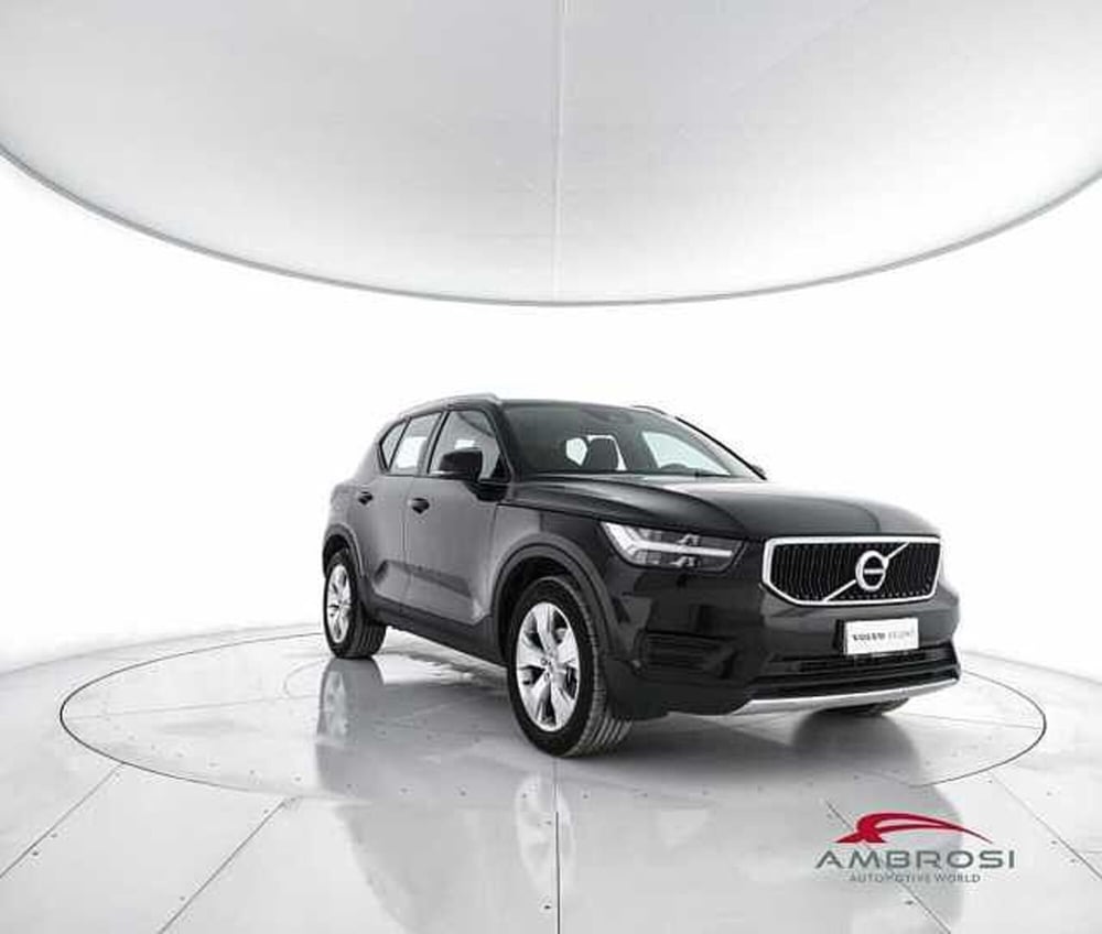 Volvo XC40 usata a Viterbo (2)