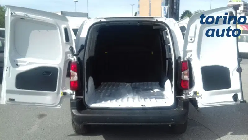 Fiat e-Doblò Furgone nuova a Torino (3)