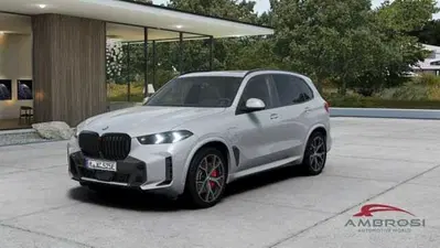 BMW X5 xdrive50e MSport Pro auto del 2025 usata a Viterbo