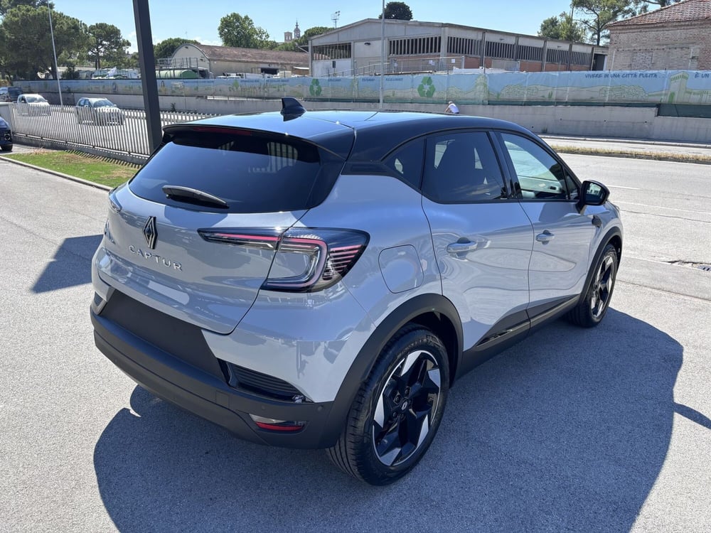 Renault Captur nuova a Ancona (5)