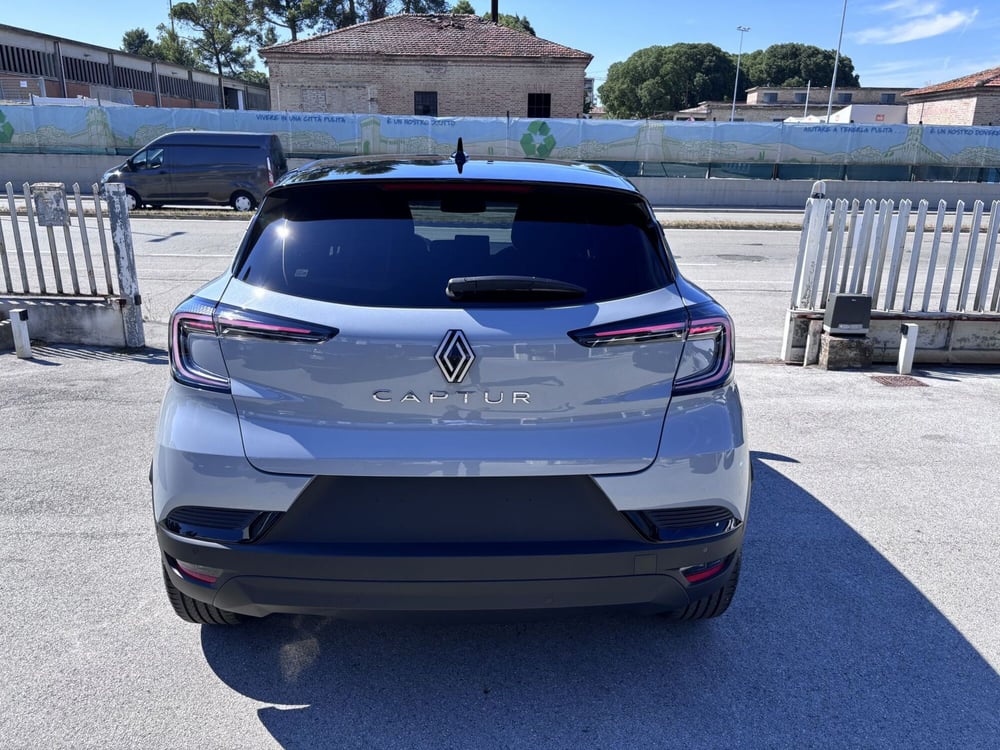 Renault Captur nuova a Ancona (6)