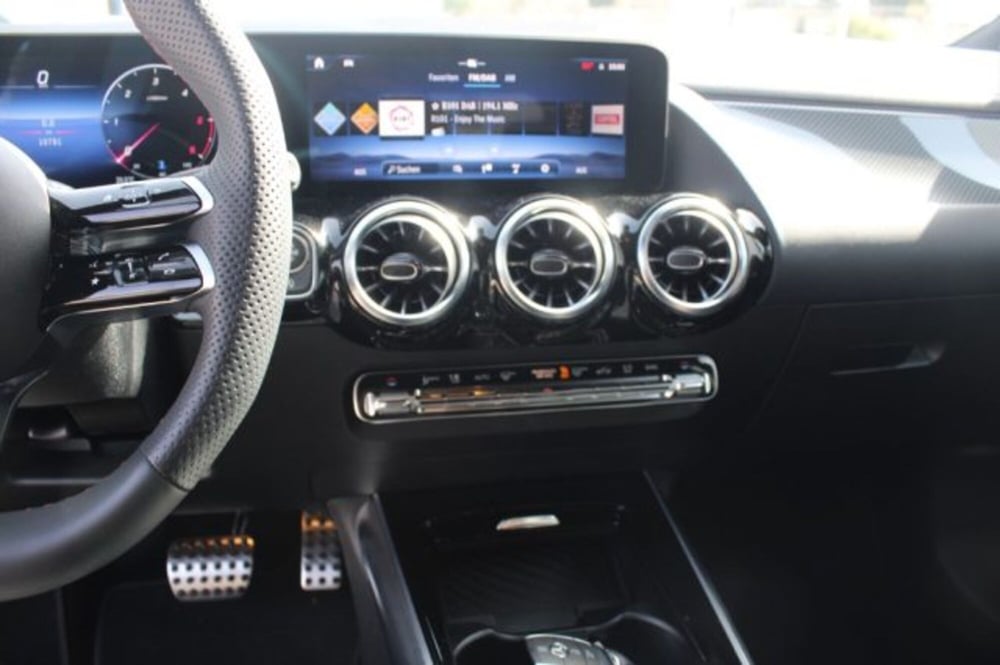 Mercedes-Benz GLA SUV usata a Lecce (13)
