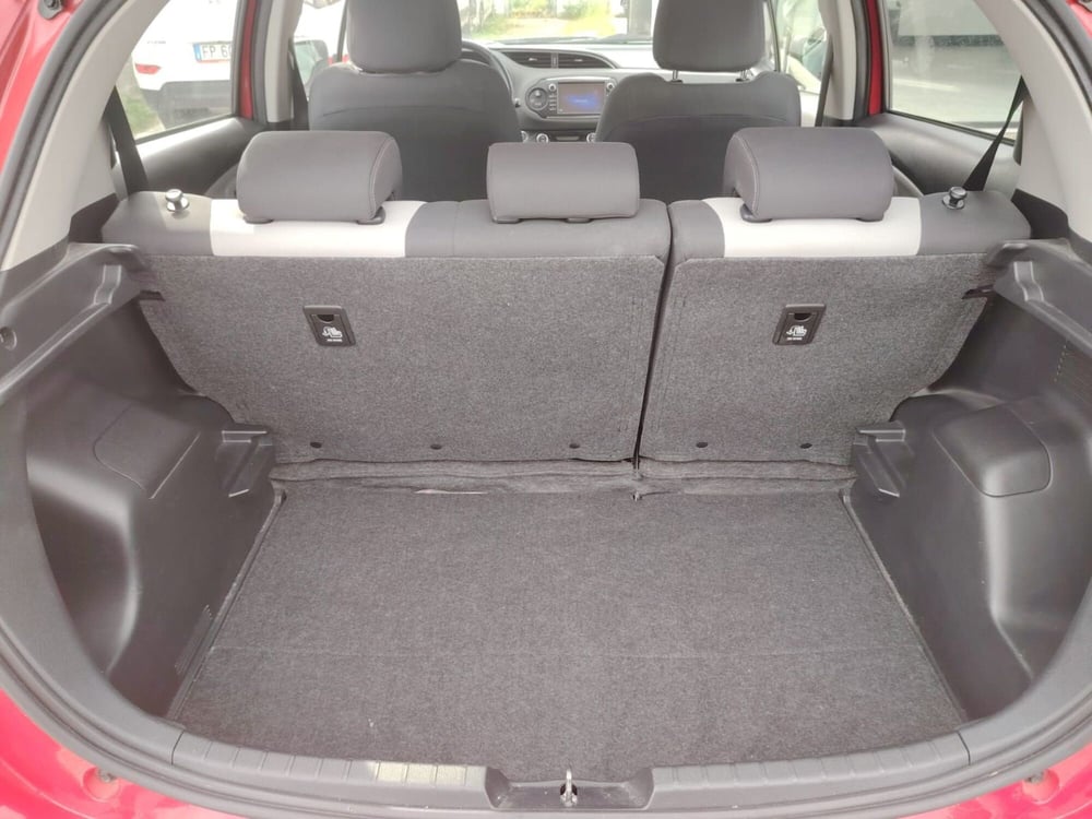 Toyota Yaris usata a La Spezia (12)