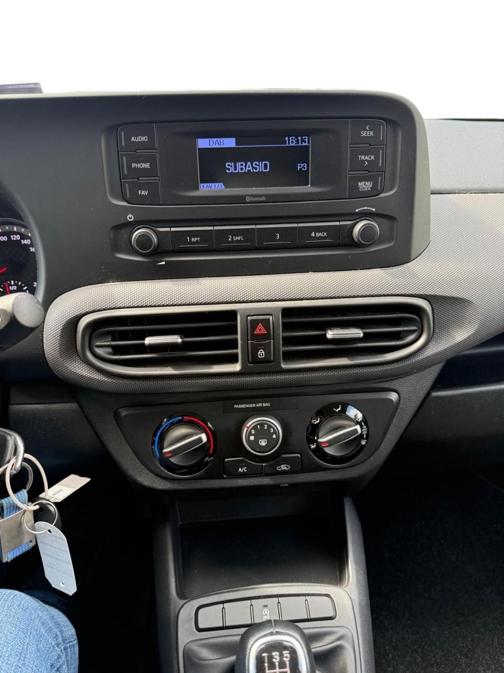 Hyundai i10 usata a La Spezia (11)