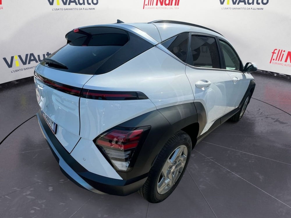 Hyundai Kona nuova a La Spezia (3)