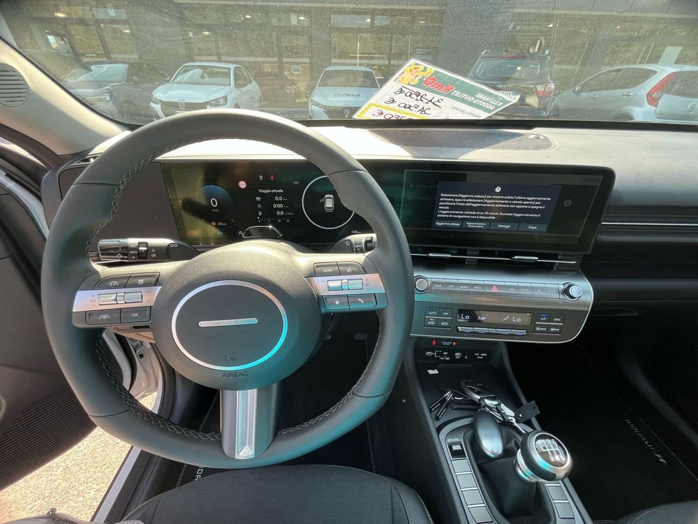 Hyundai Kona nuova a La Spezia (6)