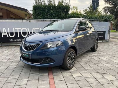 Lancia Ypsilon 1.0 FireFly 5 porte S&amp;S Hybrid Ecochic A. Ferretti del 2023 usata a Venezia