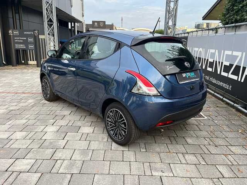 Lancia Ypsilon usata a Venezia (5)