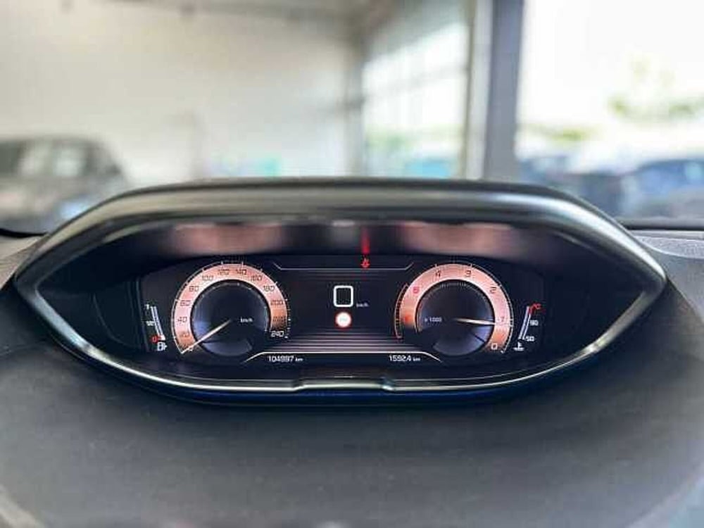 Peugeot 3008 usata a Venezia (9)