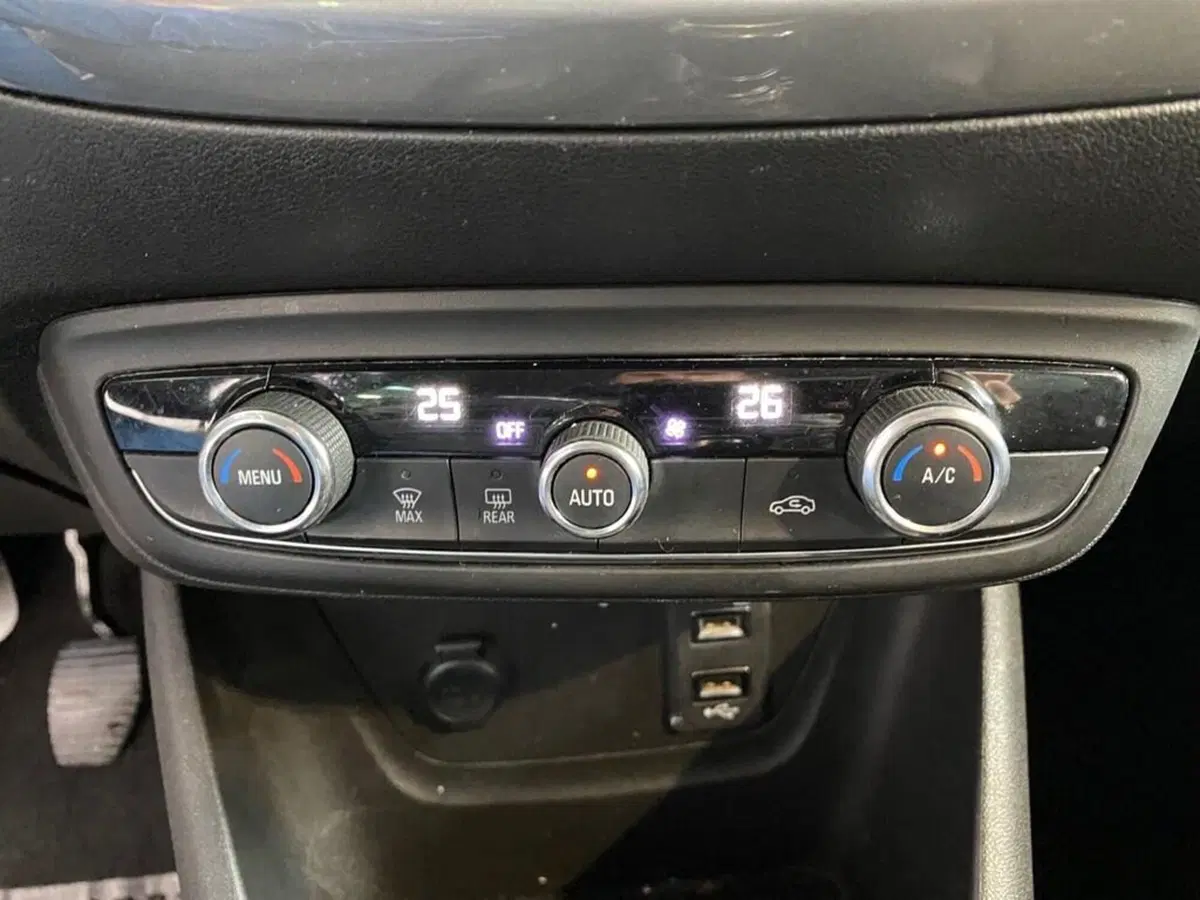Opel Crossland usata a Torino (10)
