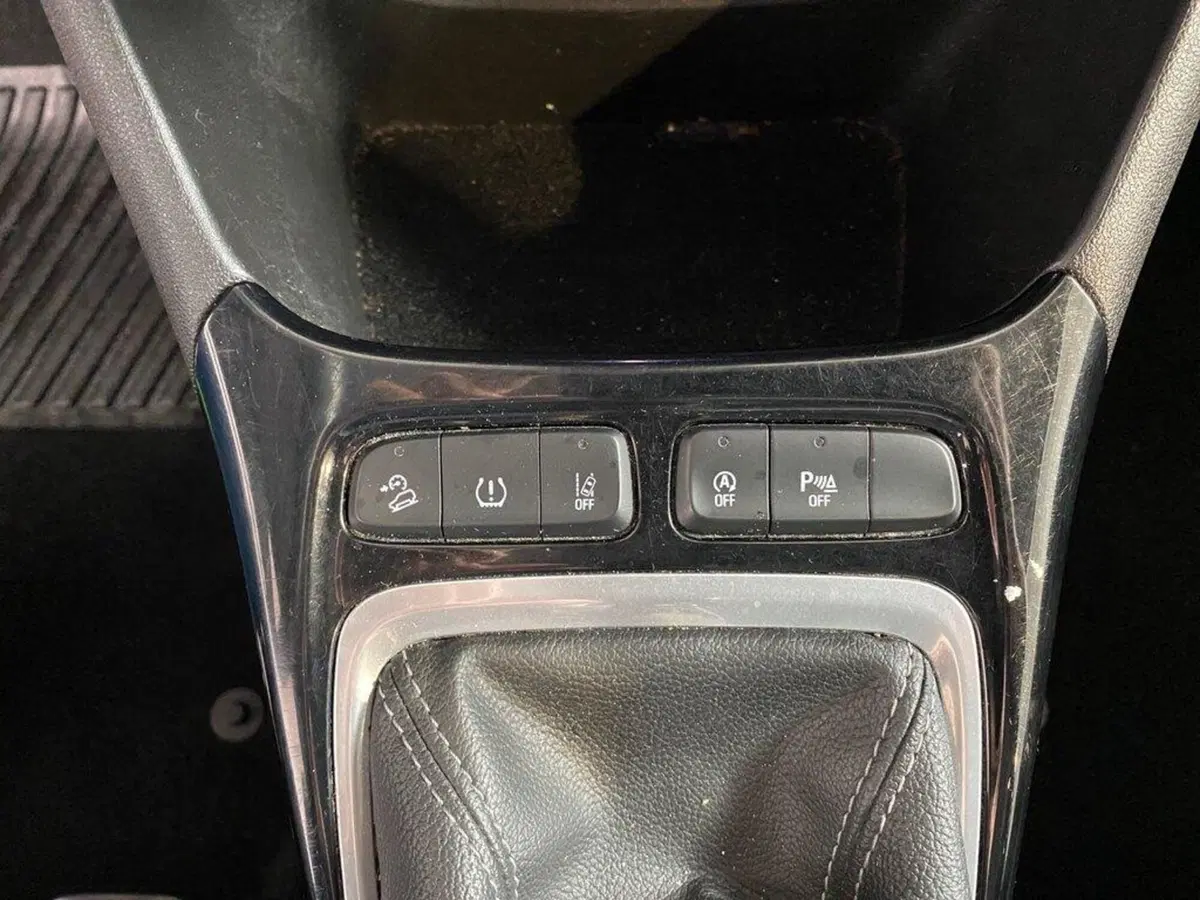 Opel Crossland usata a Torino (11)