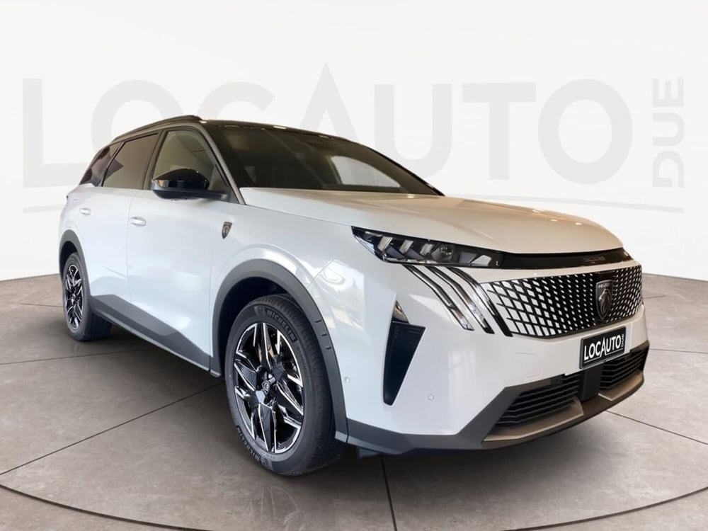 Peugeot 5008 nuova a Torino (3)