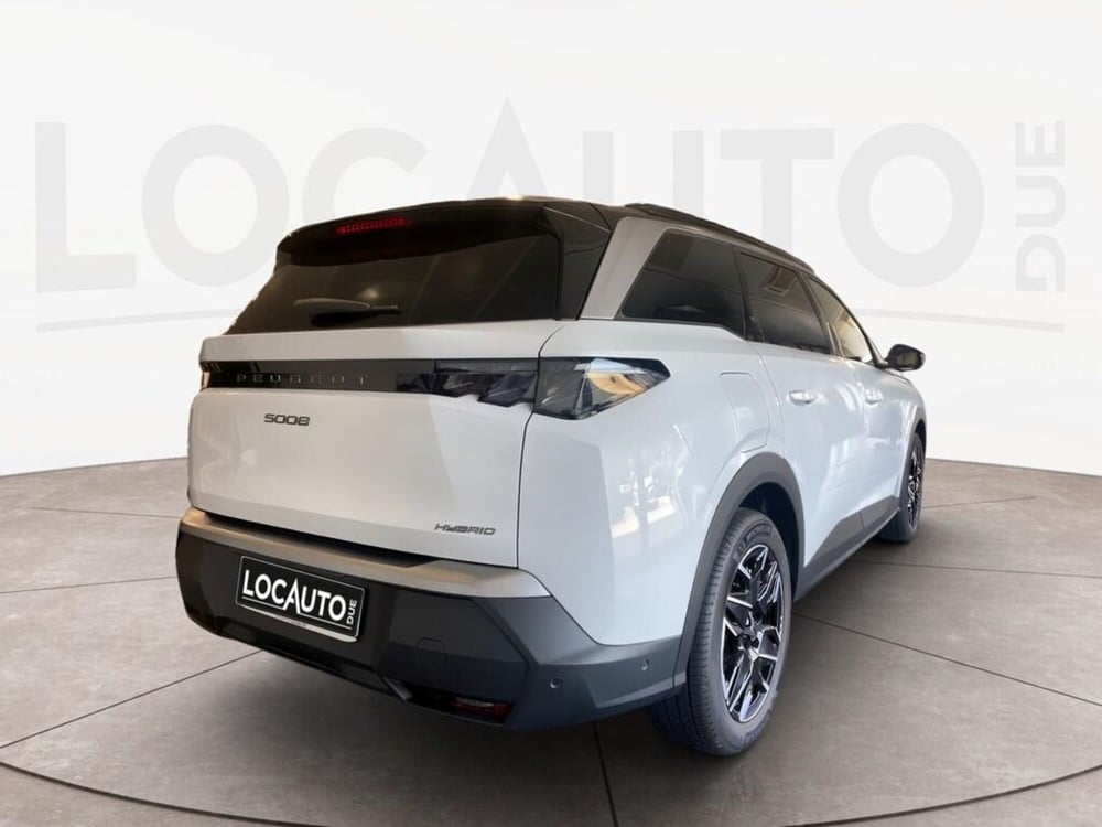 Peugeot 5008 nuova a Torino (4)