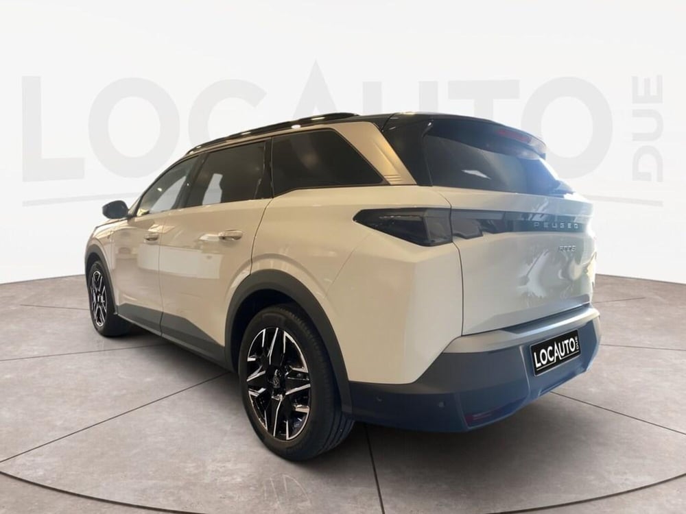 Peugeot 5008 nuova a Torino (5)