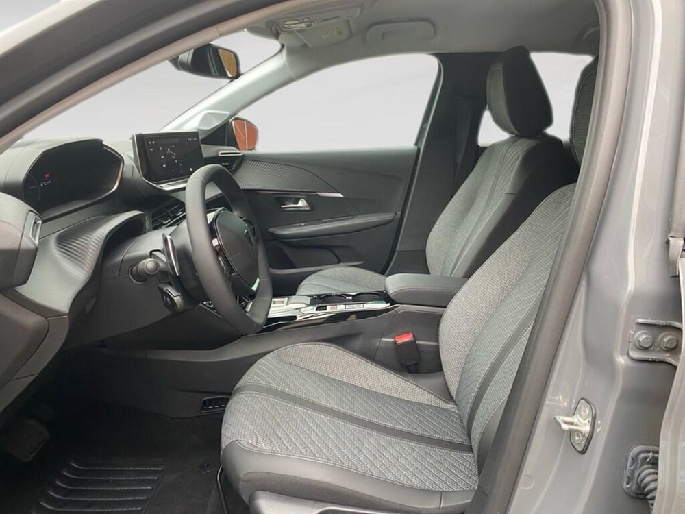 Peugeot 208 nuova a Torino (7)