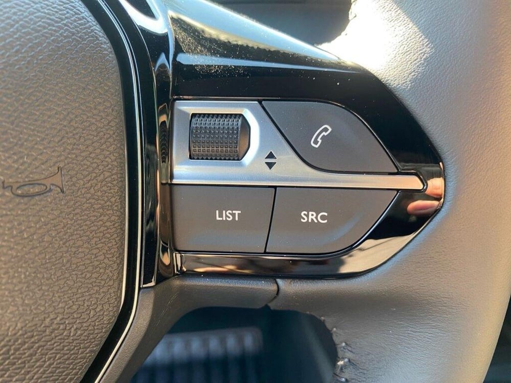 Peugeot 2008 nuova a Torino (14)