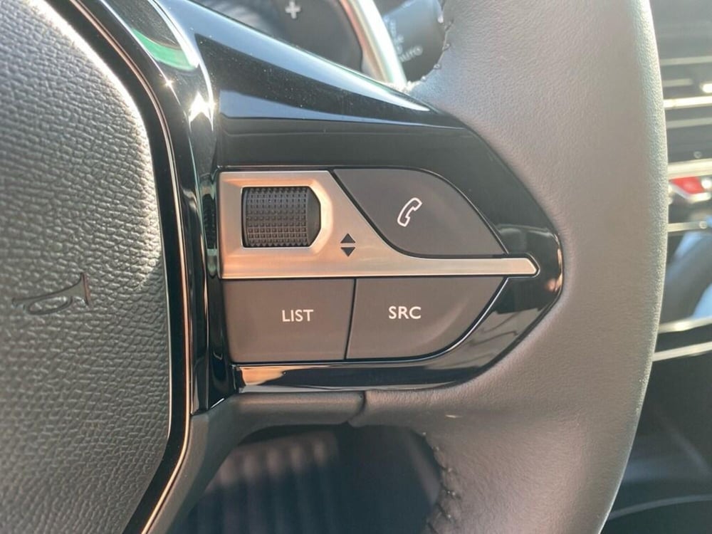 Peugeot 208 nuova a Torino (14)