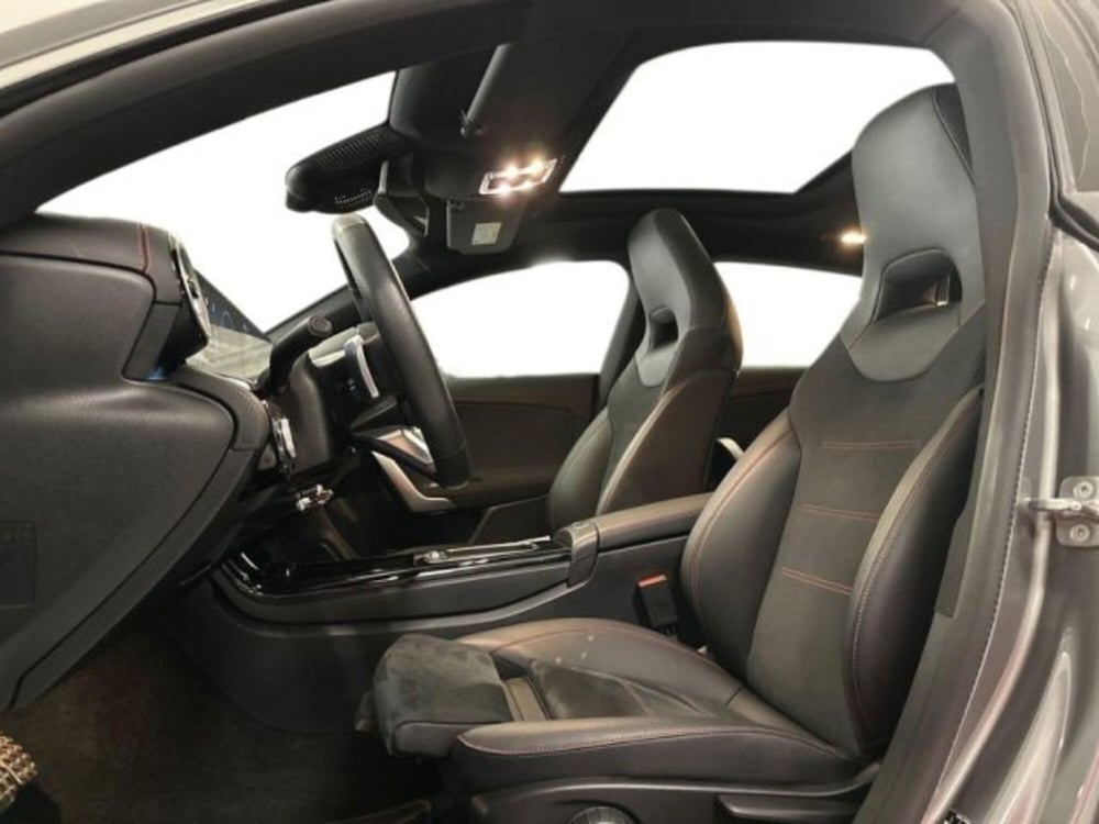 Mercedes-Benz CLA Shooting Brake usata a Avellino (10)