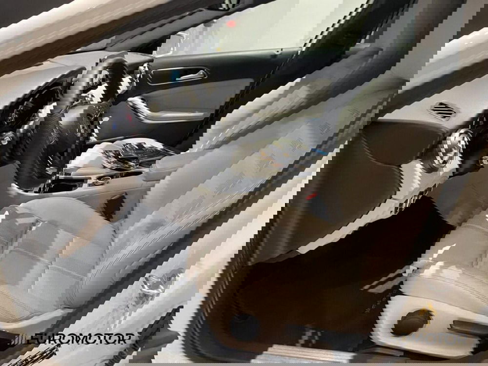 Mercedes-Benz Classe A usata a Bari (15)