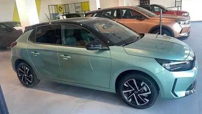 Opel Corsa 1.2 Yes s&amp;s 100cv nuova a Magenta