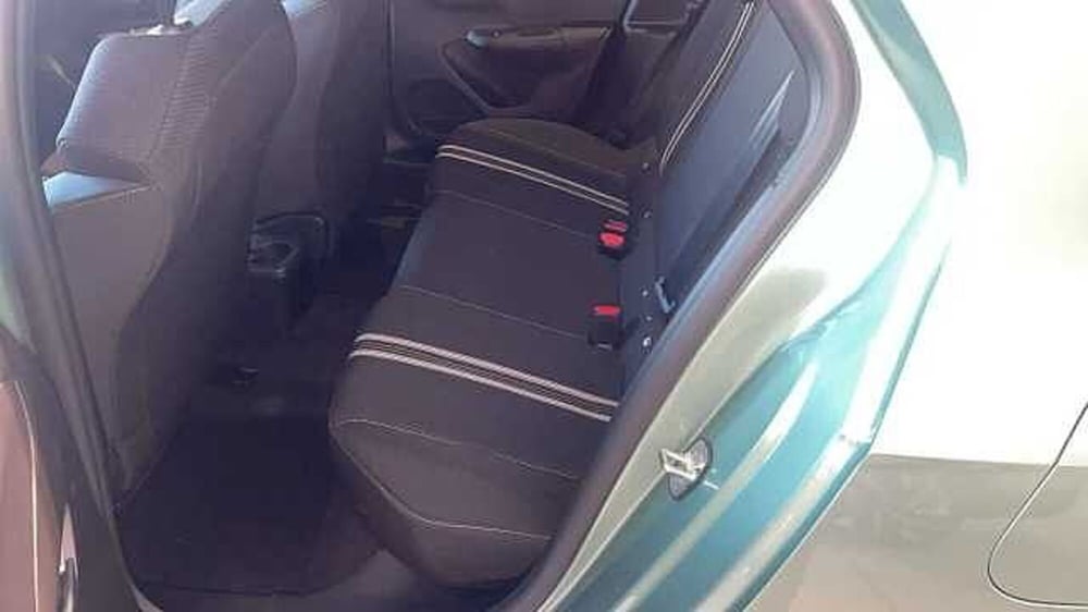Opel Corsa nuova a Milano (11)