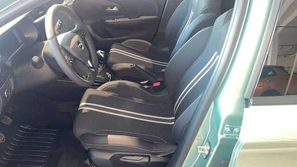 Opel Corsa nuova a Milano (9)