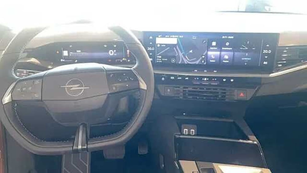 Opel Grandland nuova a Milano (10)