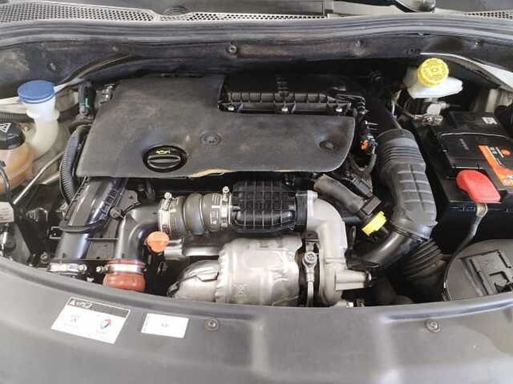 Peugeot 208 usata a Lecce (16)