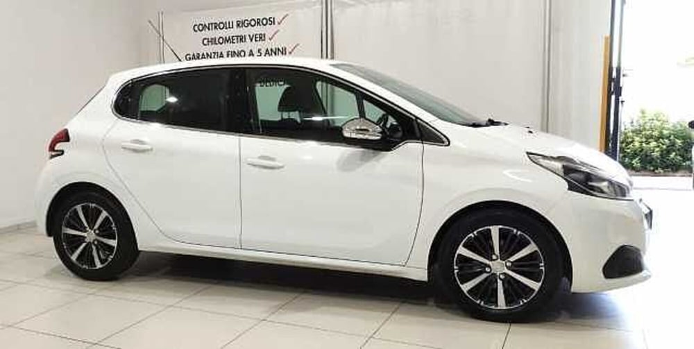 Peugeot 208 usata a Lecce (2)