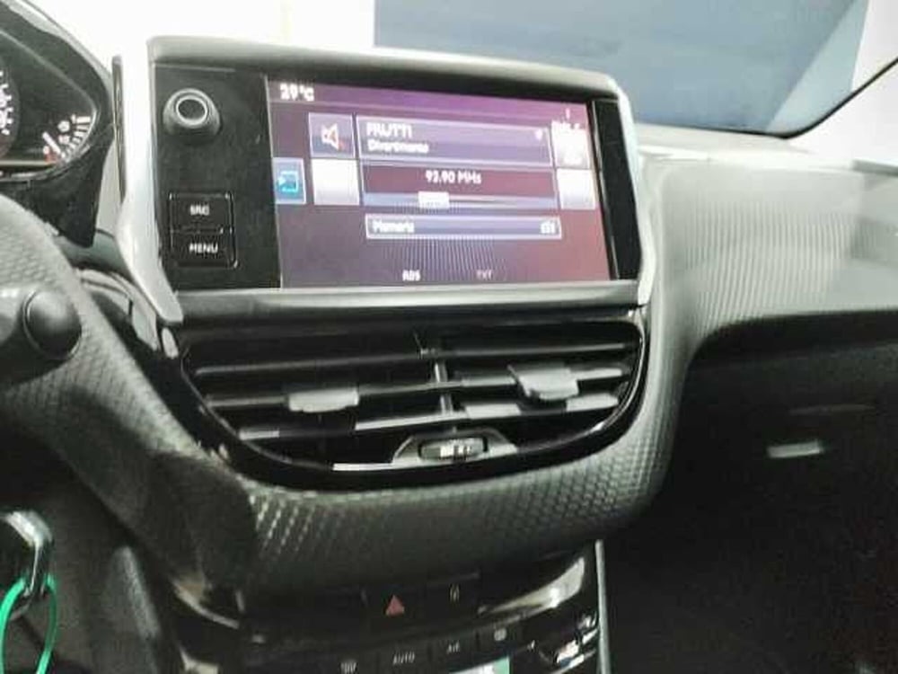 Peugeot 208 usata a Lecce (9)