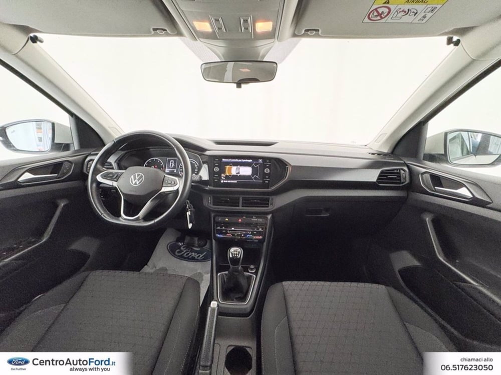Volkswagen T-Cross usata a Roma (10)