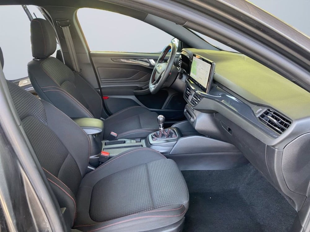 Ford Focus Station Wagon usata a Milano (11)