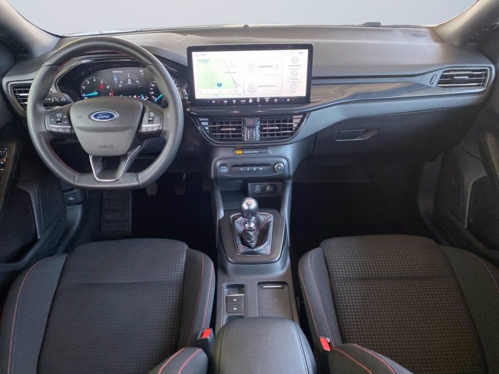 Ford Focus Station Wagon usata a Milano (12)
