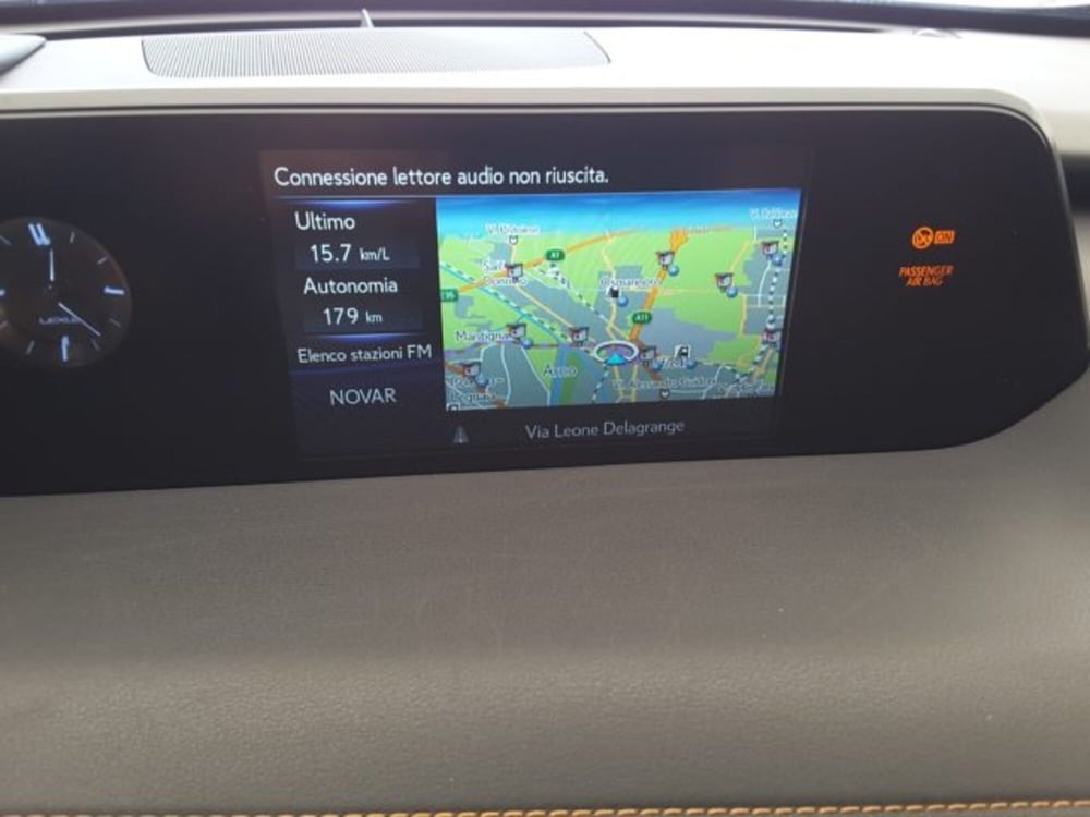 Lexus UX usata a Firenze (8)