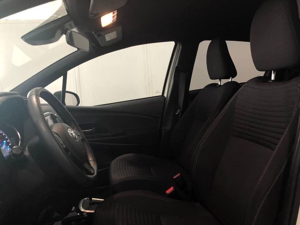 Toyota Yaris usata a Torino (11)