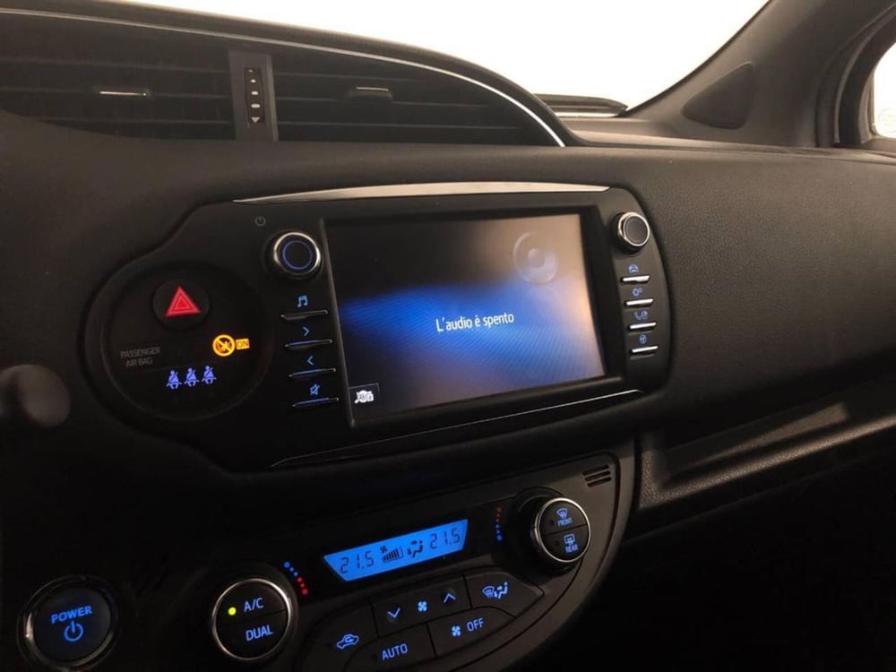 Toyota Yaris usata a Torino (12)
