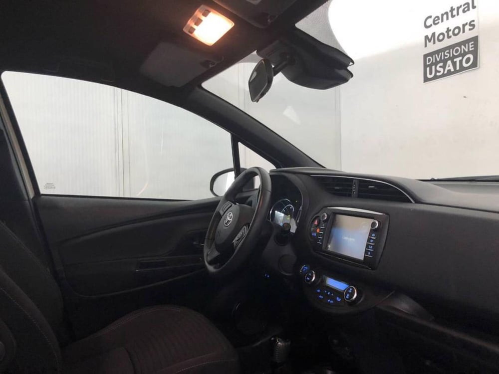 Toyota Yaris usata a Torino (8)