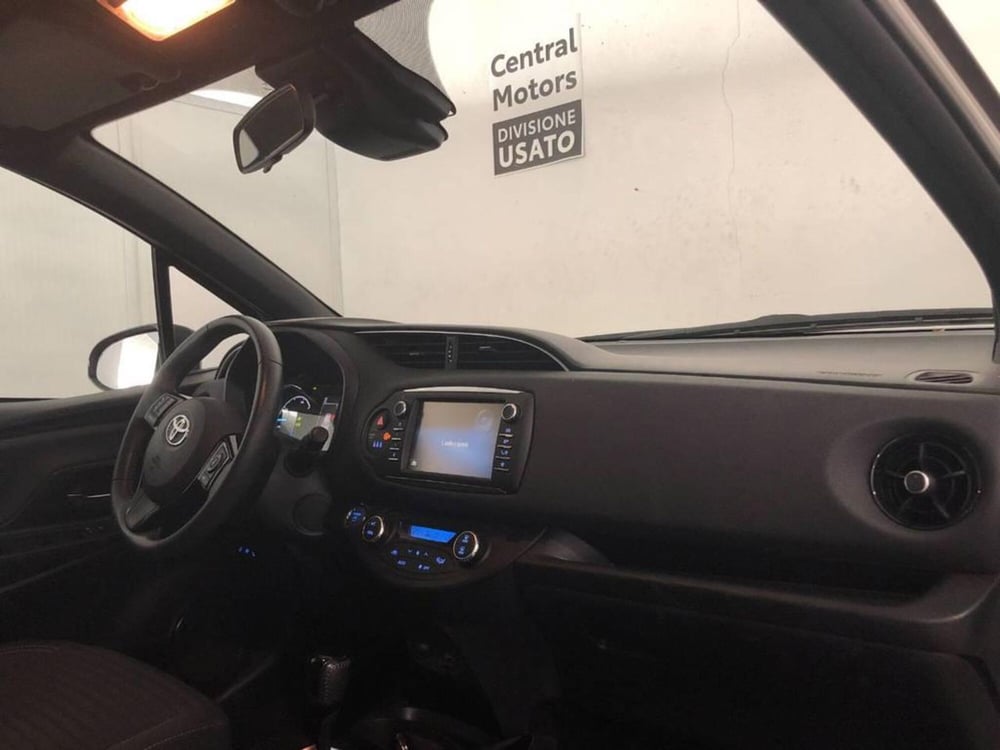 Toyota Yaris usata a Torino (9)