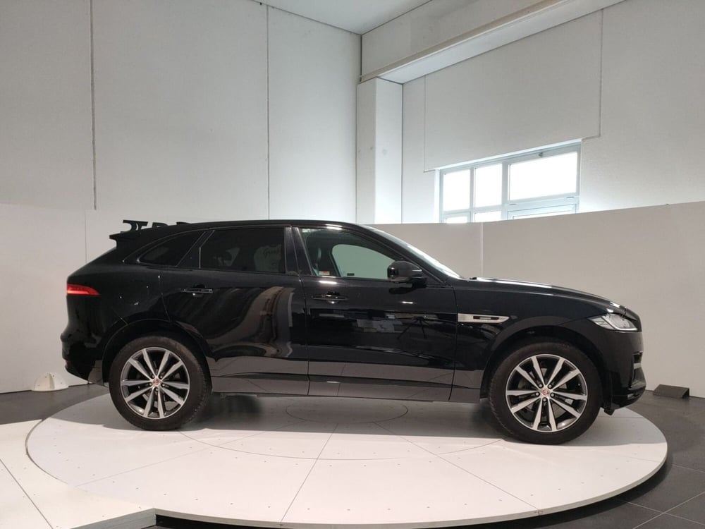 Jaguar F-Pace usata a L'Aquila (5)
