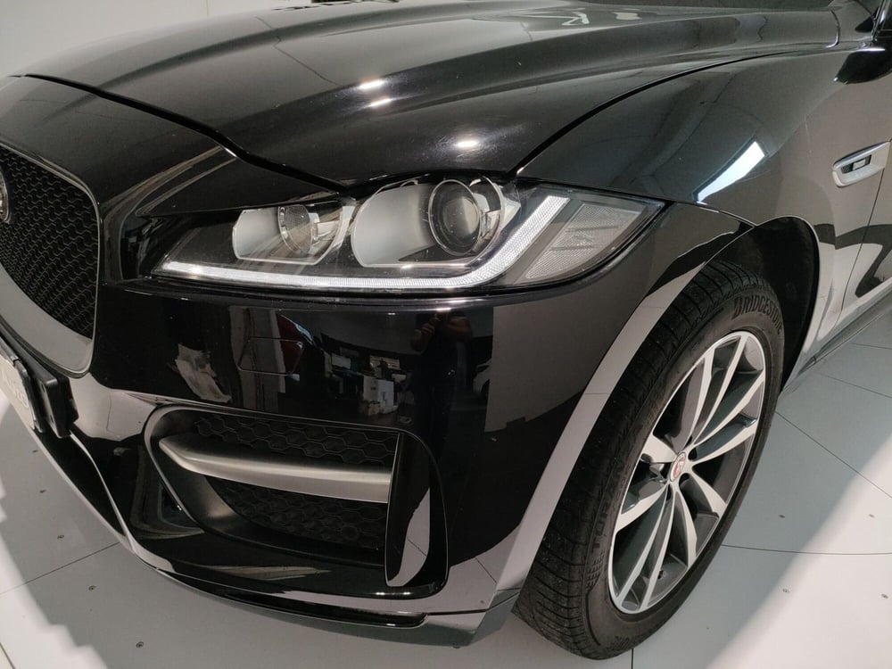Jaguar F-Pace usata a L'Aquila (9)
