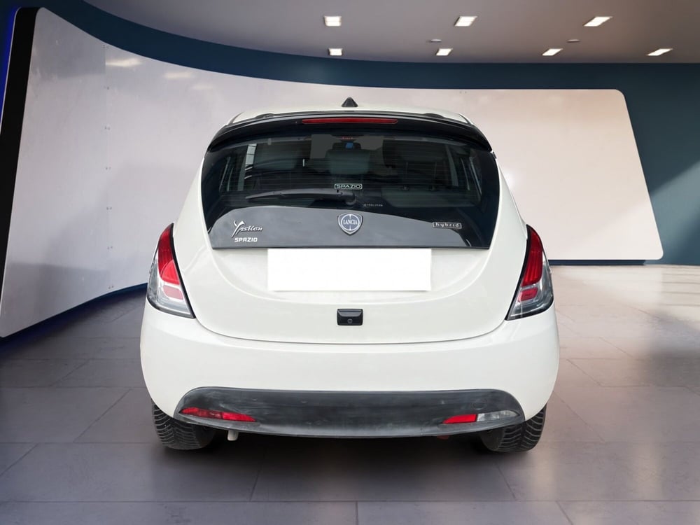 Lancia Ypsilon usata a Torino (6)