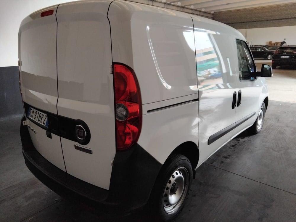 Fiat Doblò Furgone usata a Milano (8)